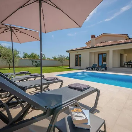 Evida By Interhome Feriehus Poreč