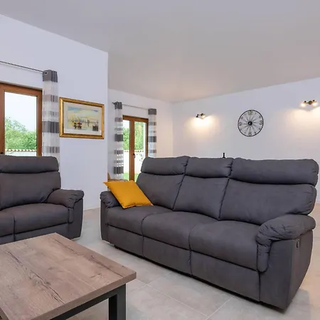 Evida By Interhome Feriehus Poreč