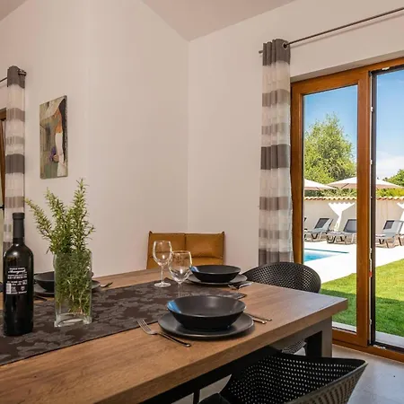 Evida By Interhome Poreč