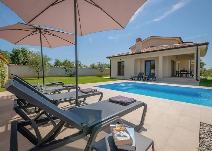 Evida By Interhome Feriehus Poreč