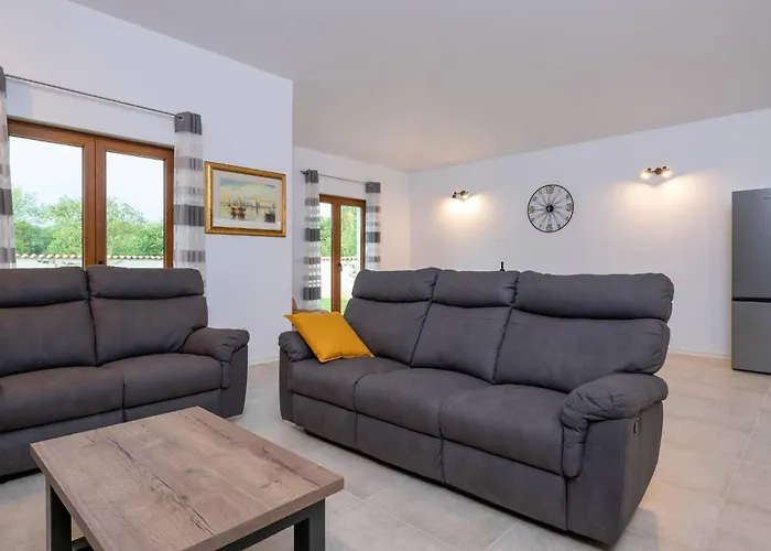 Evida By Interhome Feriehus Poreč